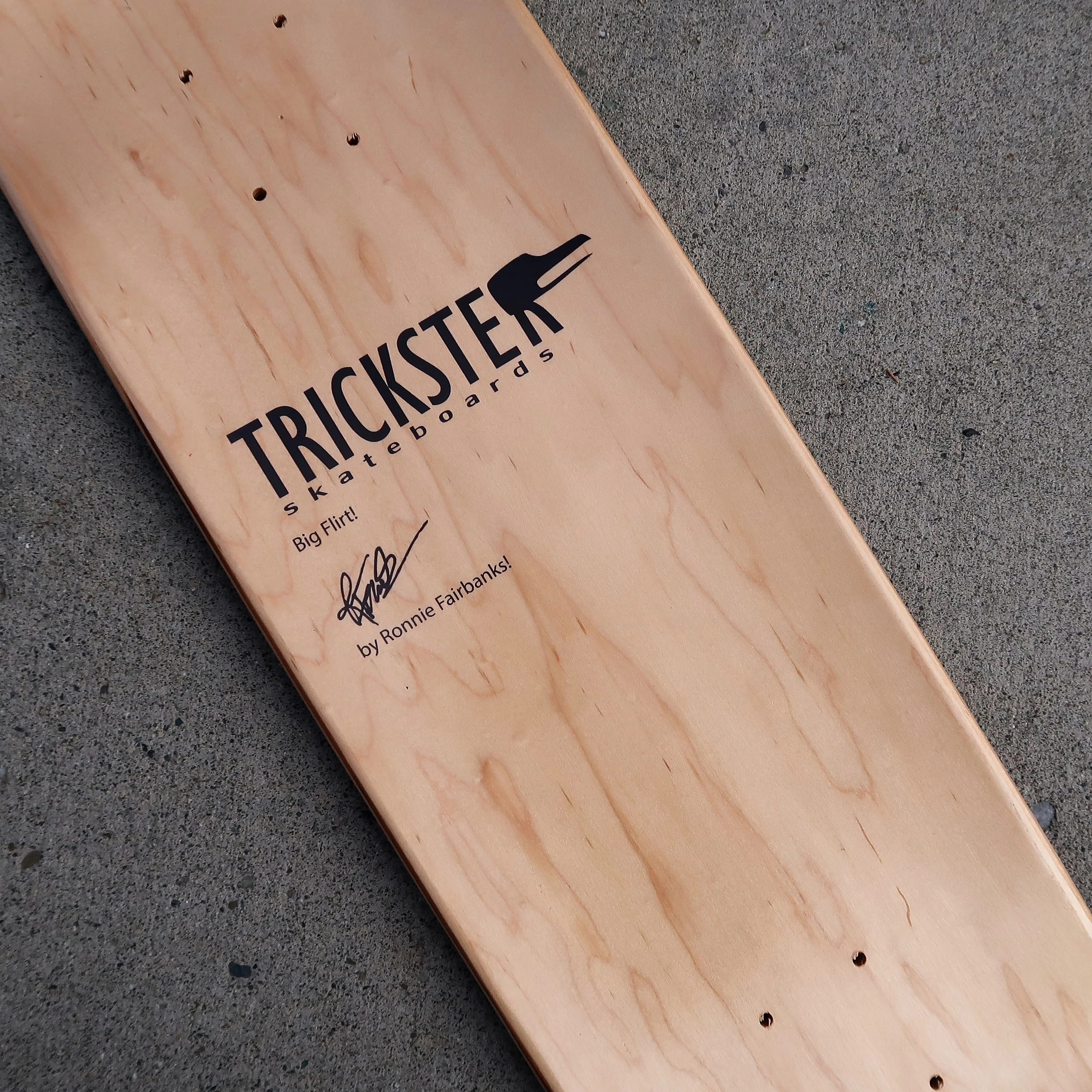 Big Flirt Skateboard - Image 3