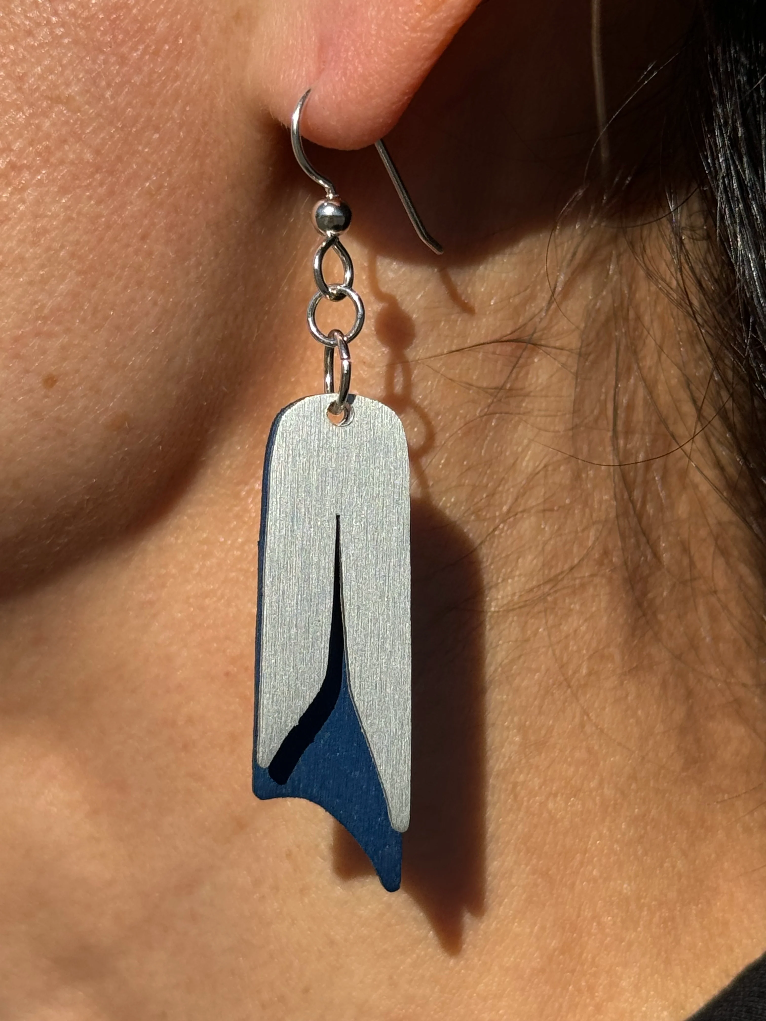 U-Shape Earrings 2.0 - Aluminum - Image 4